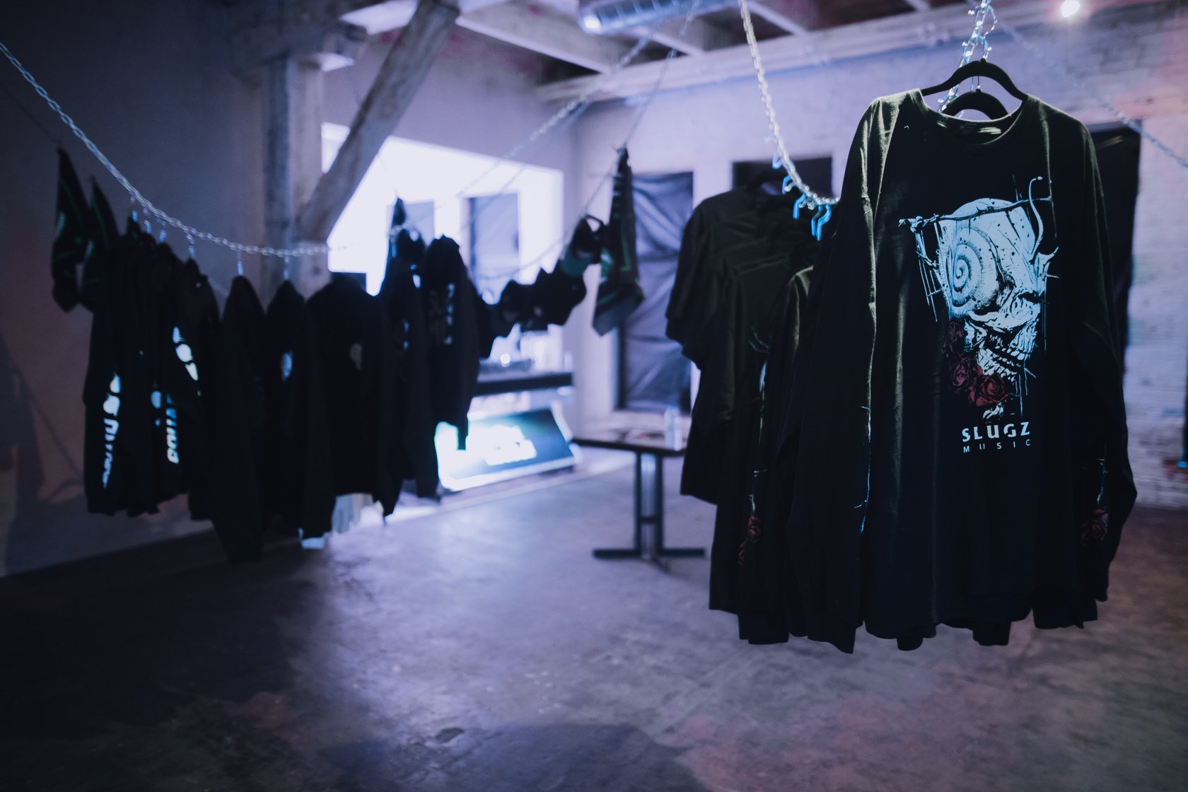 Snails dévoile des images de son pop-up shop et vous invite à son show gratuit