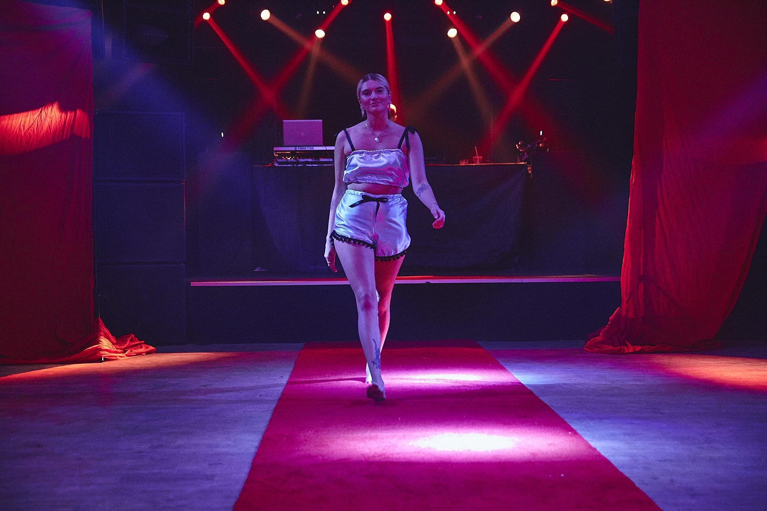Lingerie et gros party au lancement de Rebel Muse au Newspeak [Photos]