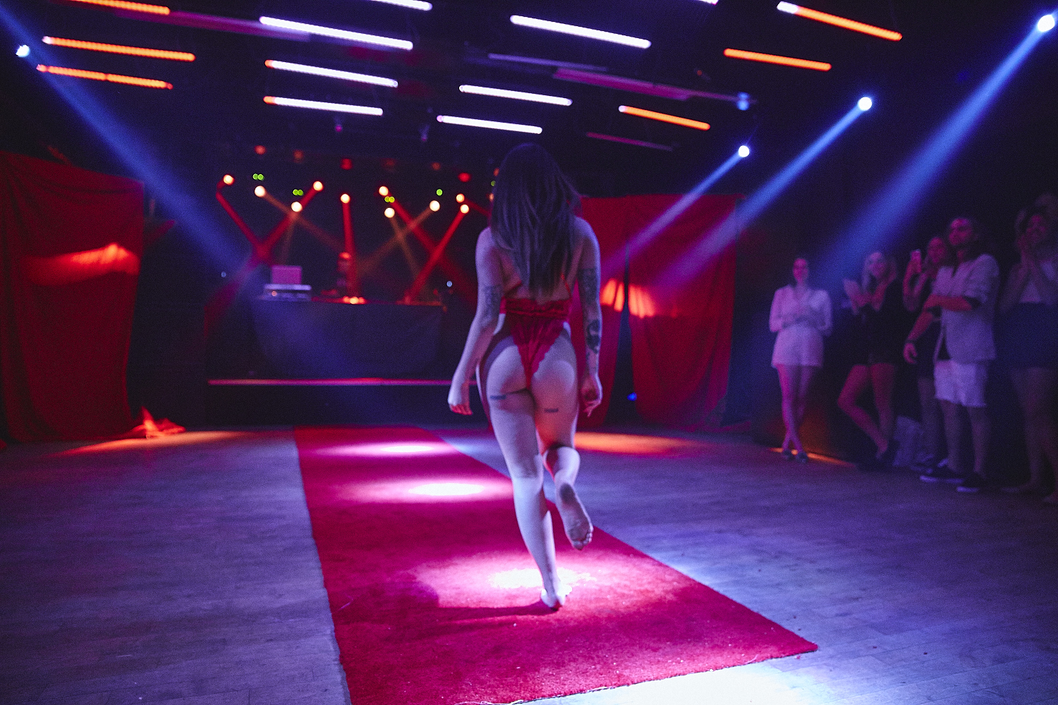 Lingerie et gros party au lancement de Rebel Muse au Newspeak [Photos]