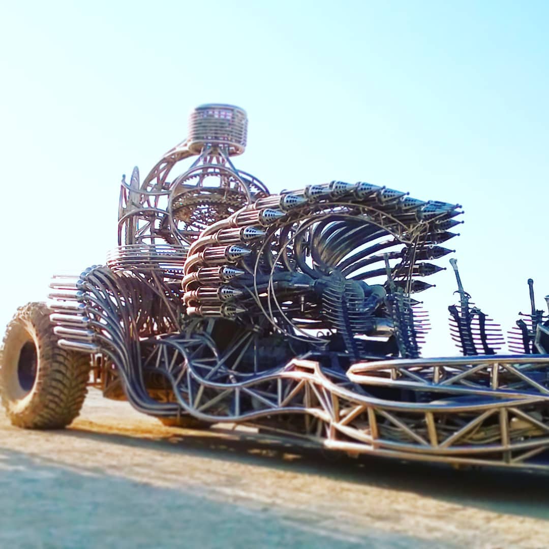 Burning Man 2018: les looks les plus fous et sexy du désert [50 photos]