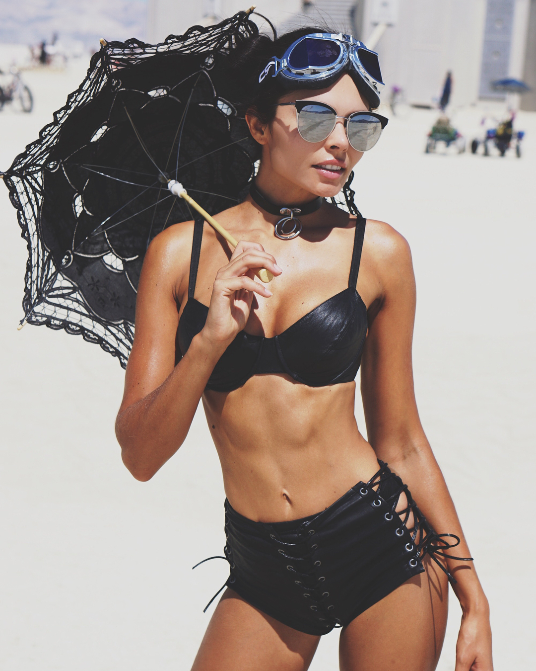Burning Man 2018: les looks les plus fous et sexy du désert [50 photos]