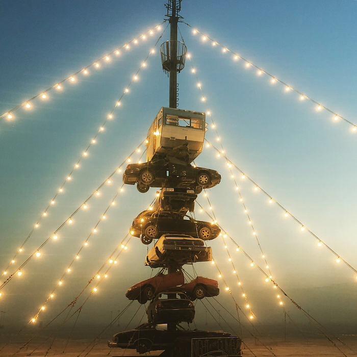 Burning Man 2018: les looks les plus fous et sexy du désert [50 photos]