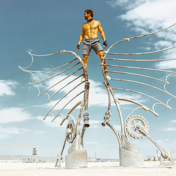 Burning Man 2018: les looks les plus fous et sexy du désert [50 photos]