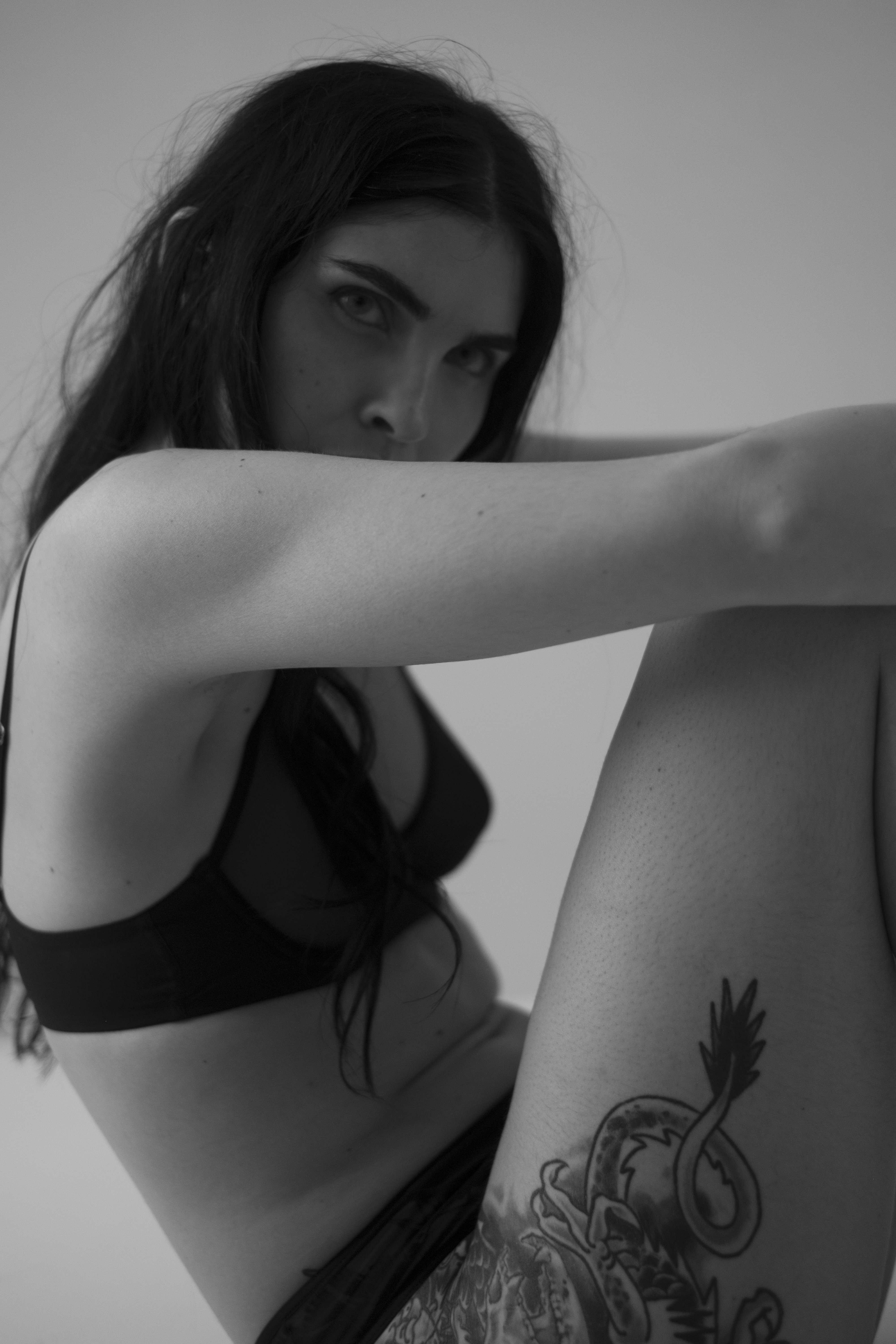 Blush dévoile sa lingerie d'automne minimaliste et sensuelle [NSFW]