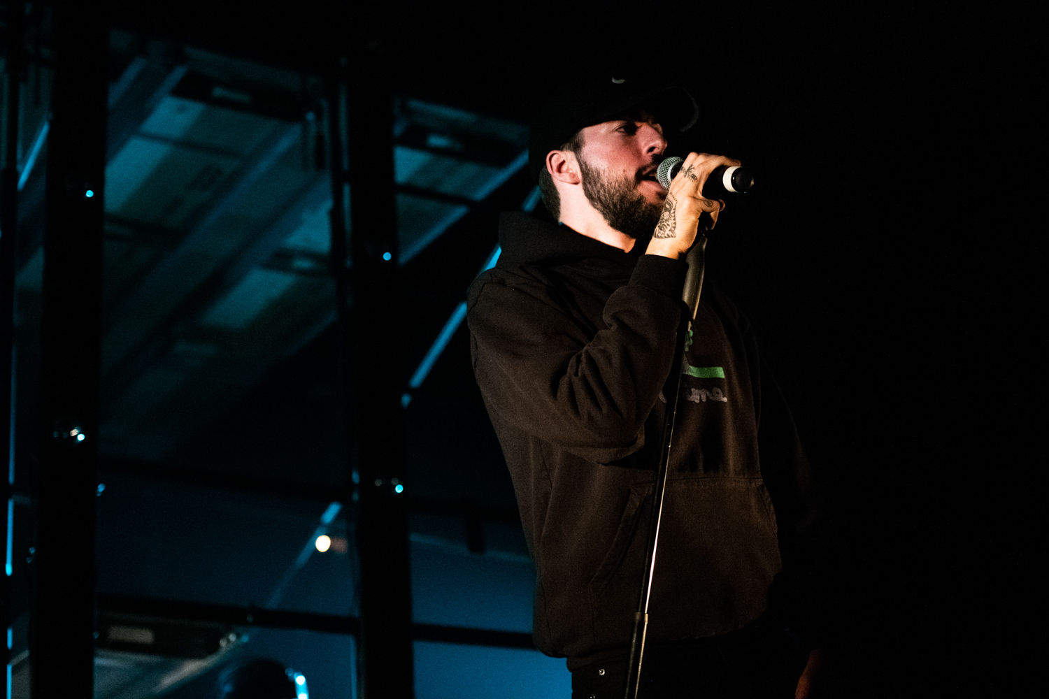 Yes Mccan s'offre un lancement-spectacle déjanté au Rialto! [Photos]