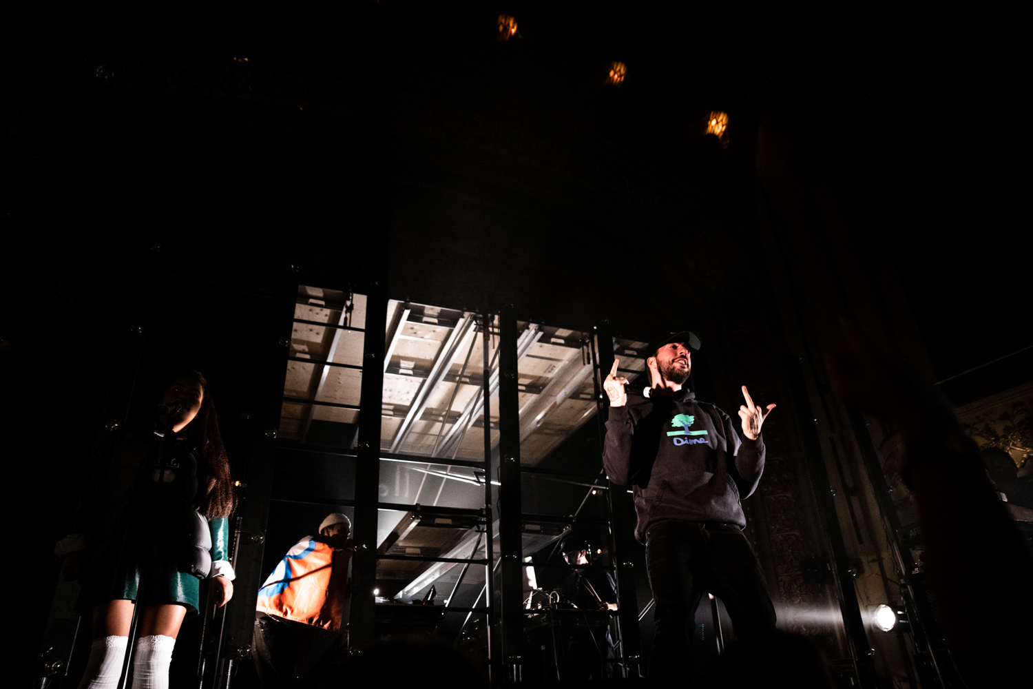 Yes Mccan s'offre un lancement-spectacle déjanté au Rialto! [Photos]