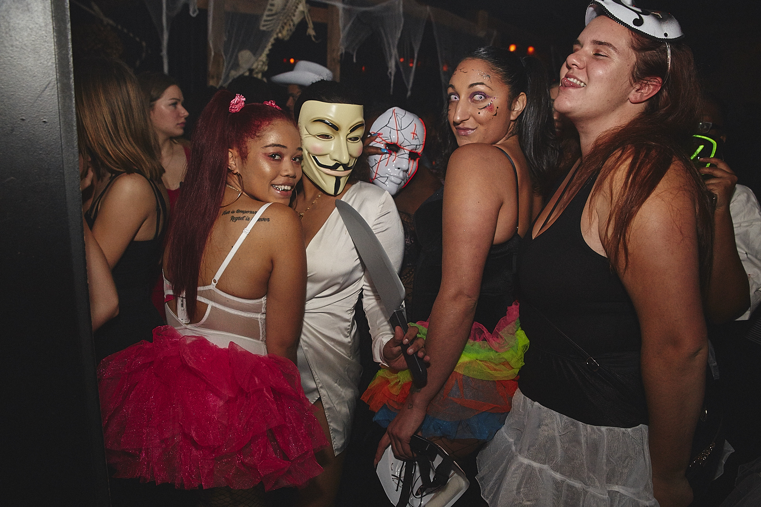 Une soirée d'Halloween sexy et éclatée à l'École Privée [Photos]