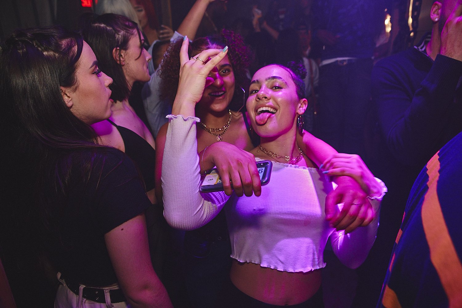 Une soirée d'Halloween sexy et éclatée à l'École Privée [Photos]