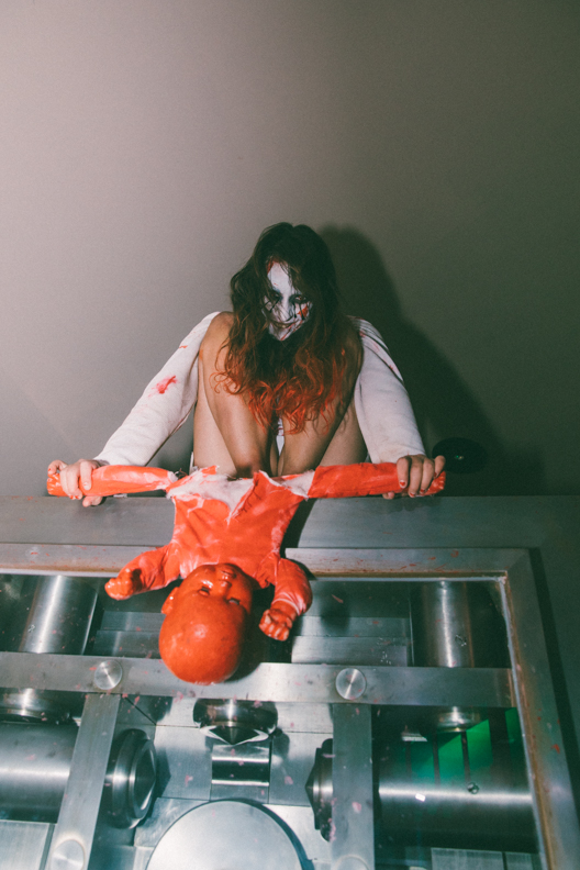 De sexy démons festoient au plus fou party d'Halloween à La Voûte [Photos]