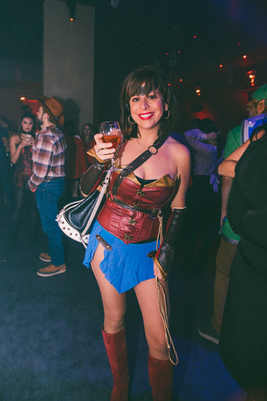 De sexy démons festoient au plus fou party d'Halloween à La Voûte [Photos]