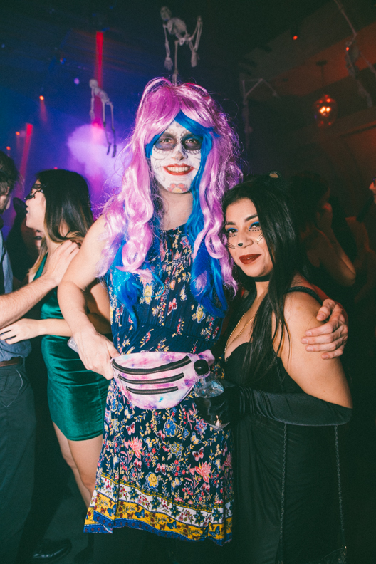 De sexy démons festoient au plus fou party d'Halloween à La Voûte [Photos]