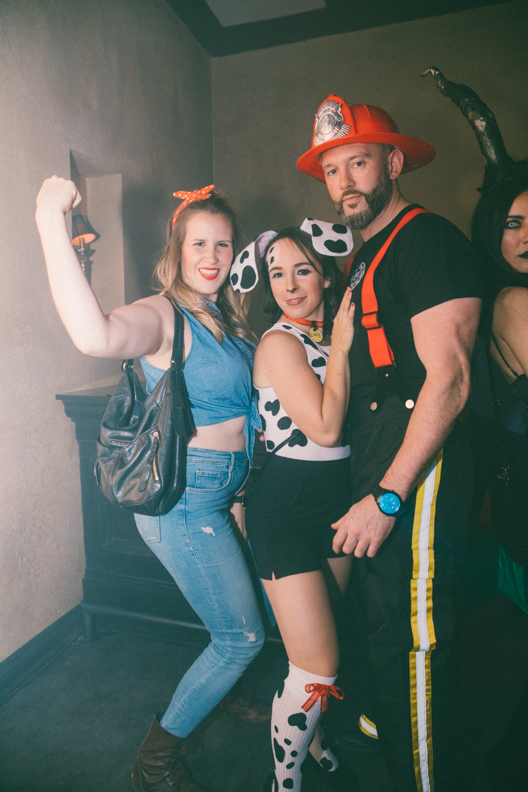 De sexy démons festoient au plus fou party d'Halloween à La Voûte [Photos]