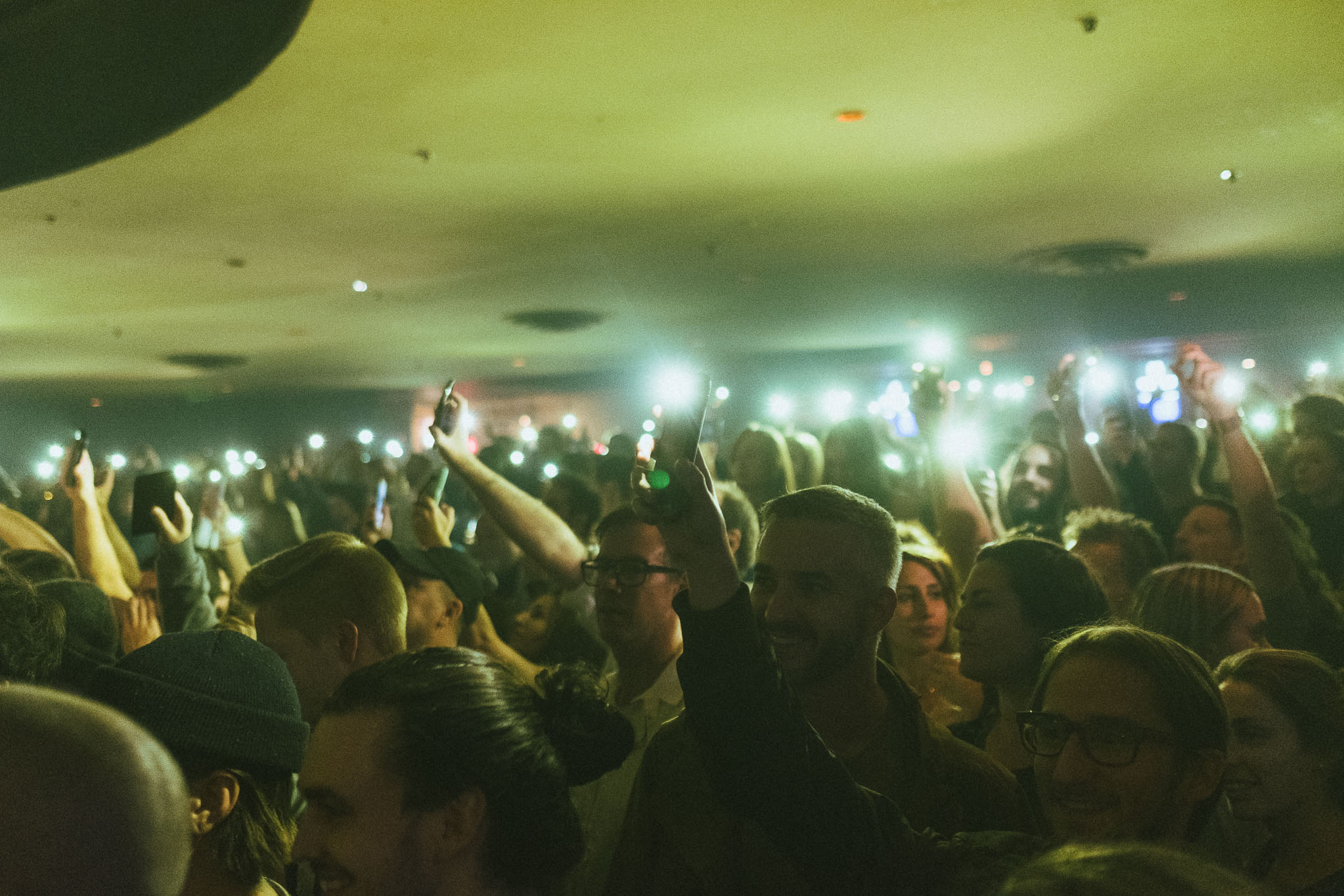 Petit Biscuit et ses mélodies font vibrer le Mtelus [Photos]