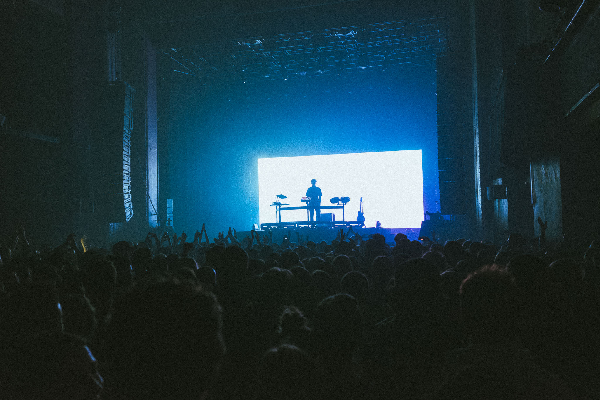 Petit Biscuit et ses mélodies font vibrer le Mtelus [Photos]