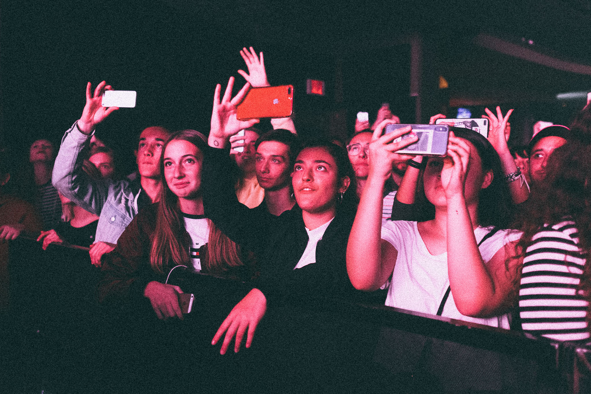 Petit Biscuit et ses mélodies font vibrer le Mtelus [Photos]