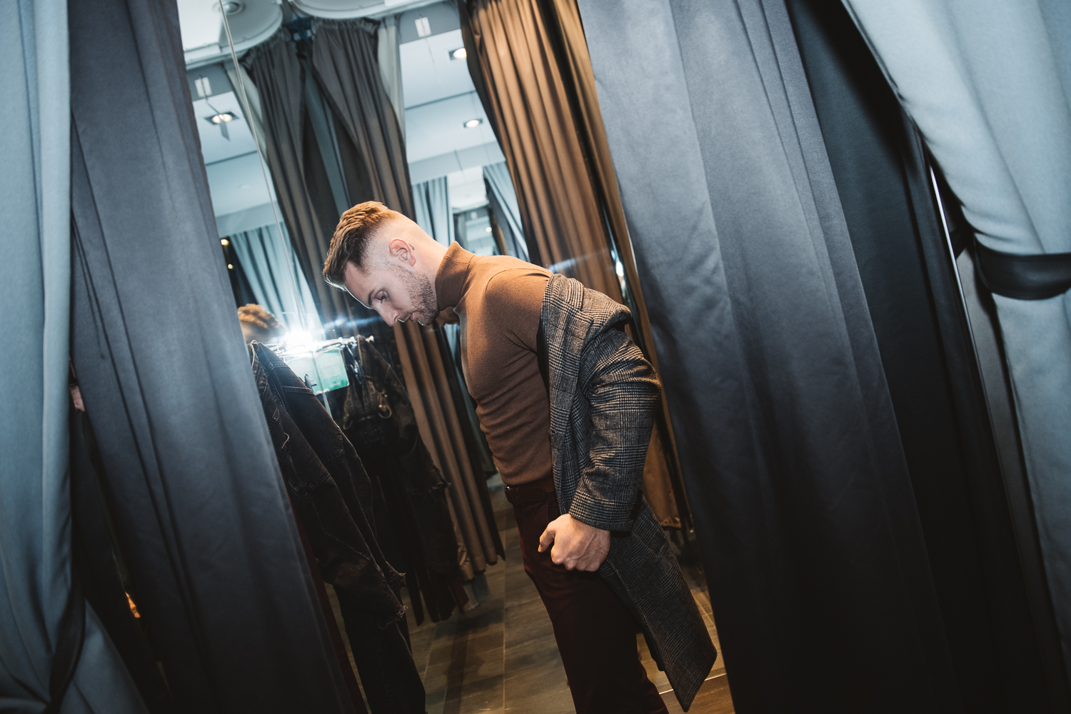 Street Styling avec la collection automne 2018 de H&M [Photos]