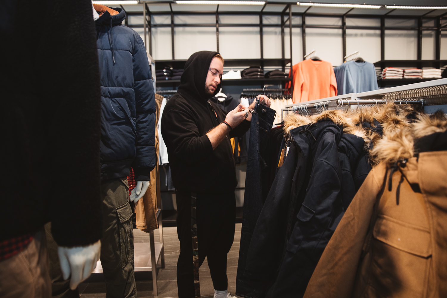 Street Styling avec la collection automne 2018 de H&M [Photos]
