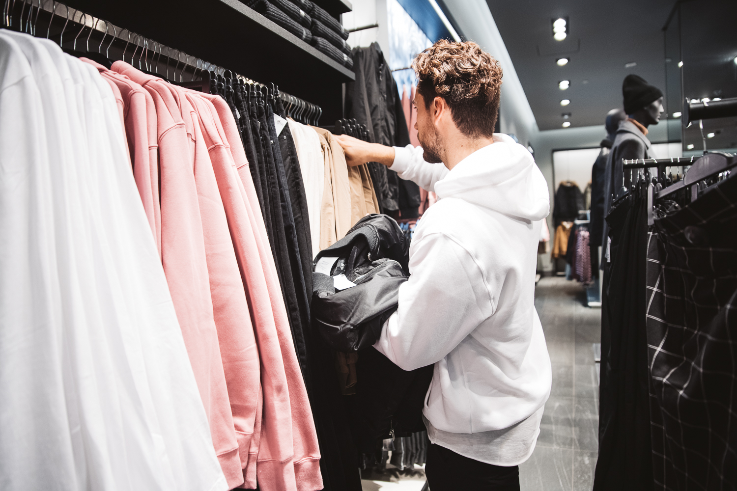 Street Styling avec la collection automne 2018 de H&M [Photos]