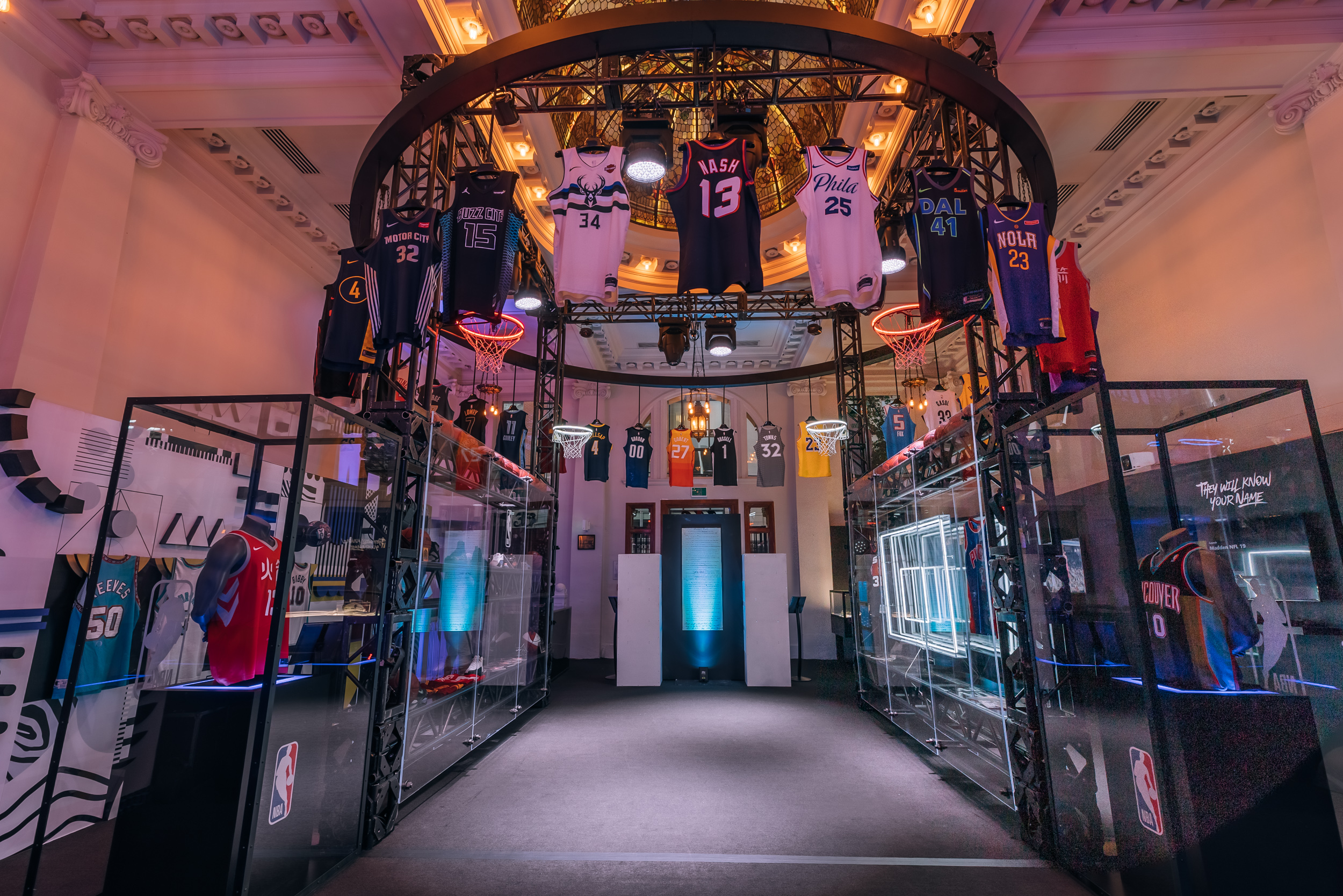 Un pop-up NBA X Foot Locker débarque à Montréal avant le match Raptors vs. Nets