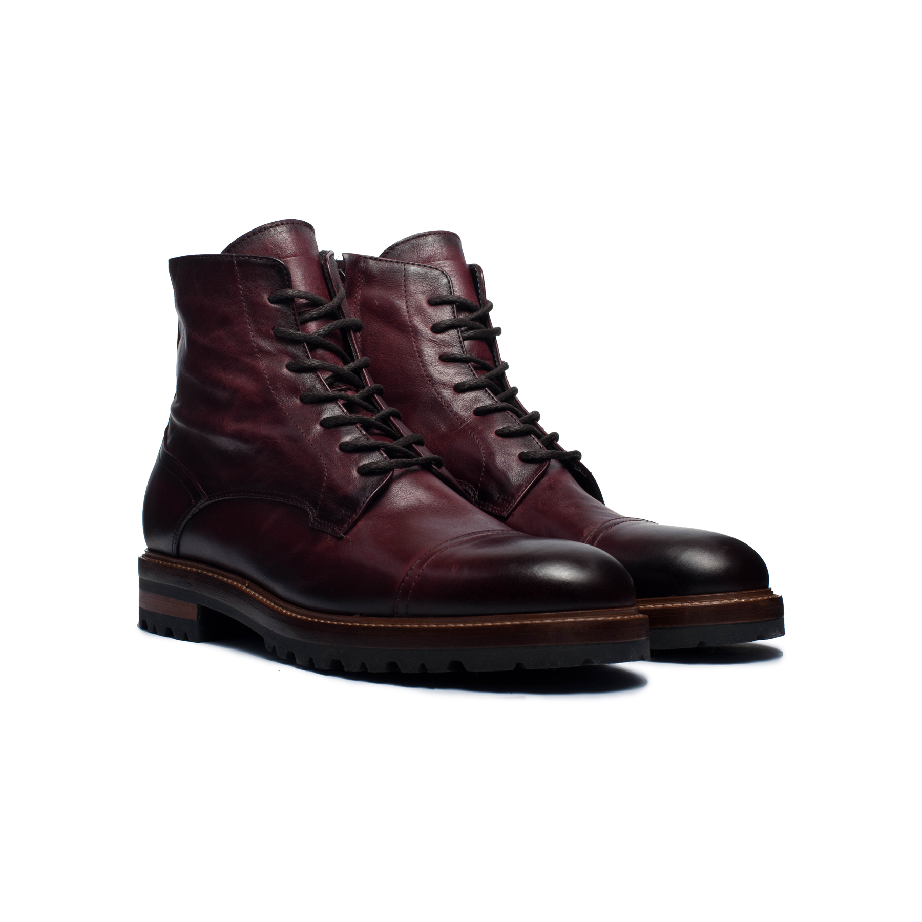 L'intervalle lance enfin des chaussures pour homme! [Photos]