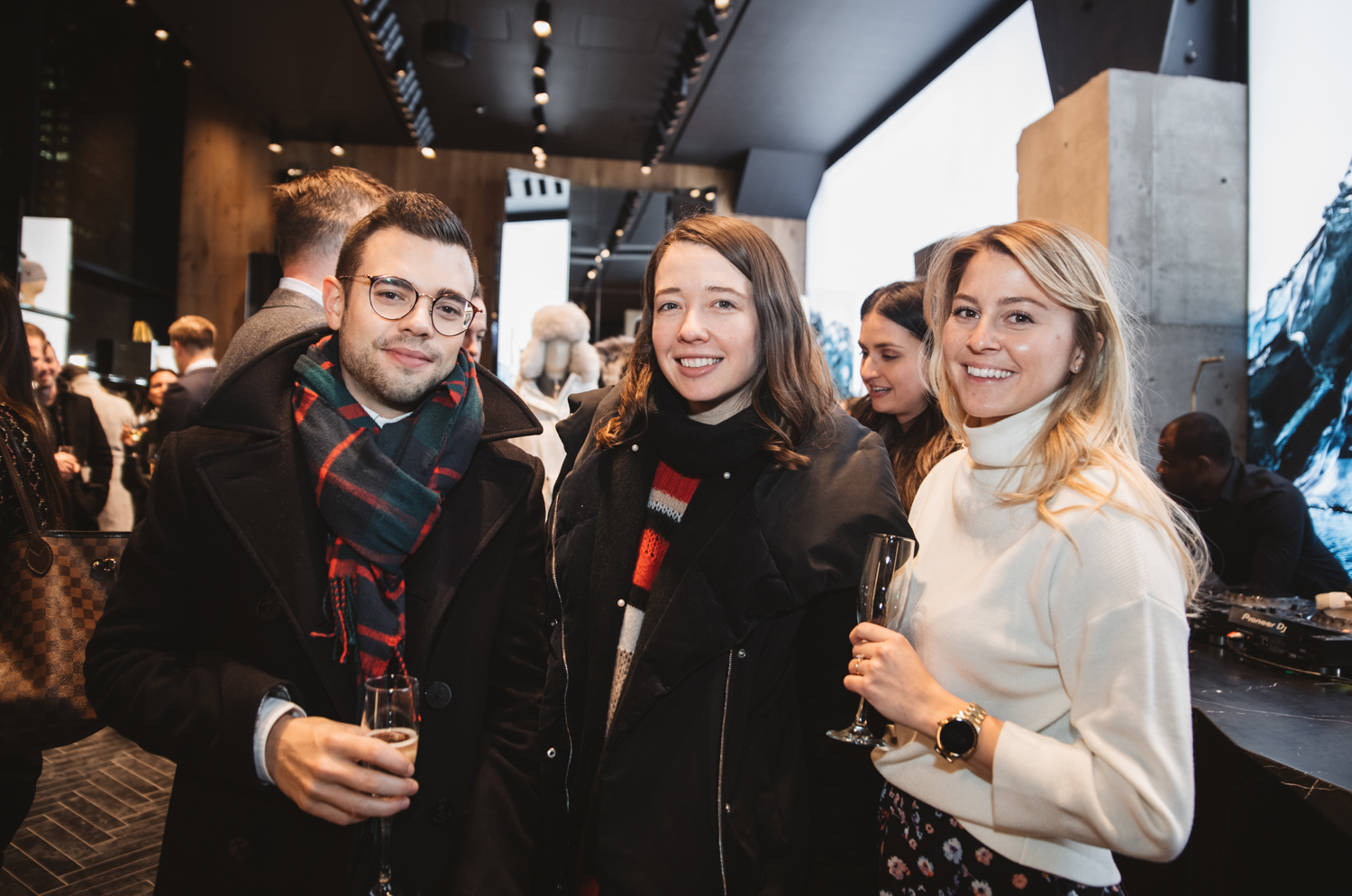 Mackage: Le jet set de la mode à l'ouverture de la boutique phare [Photos]