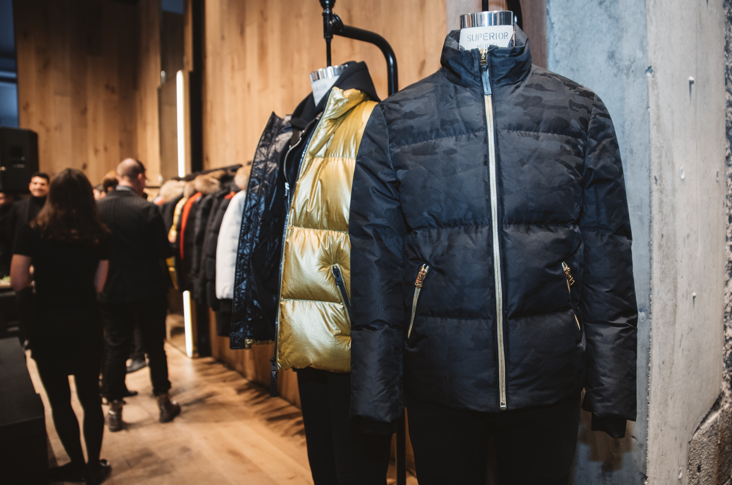 Mackage: Le jet set de la mode à l'ouverture de la boutique phare [Photos]