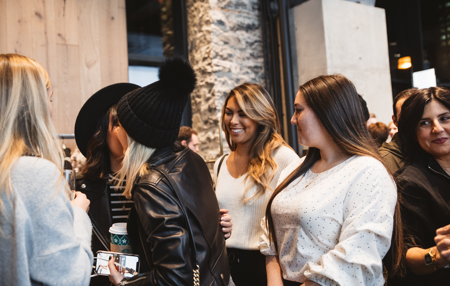 Mackage: Le jet set de la mode à l'ouverture de la boutique phare [Photos]