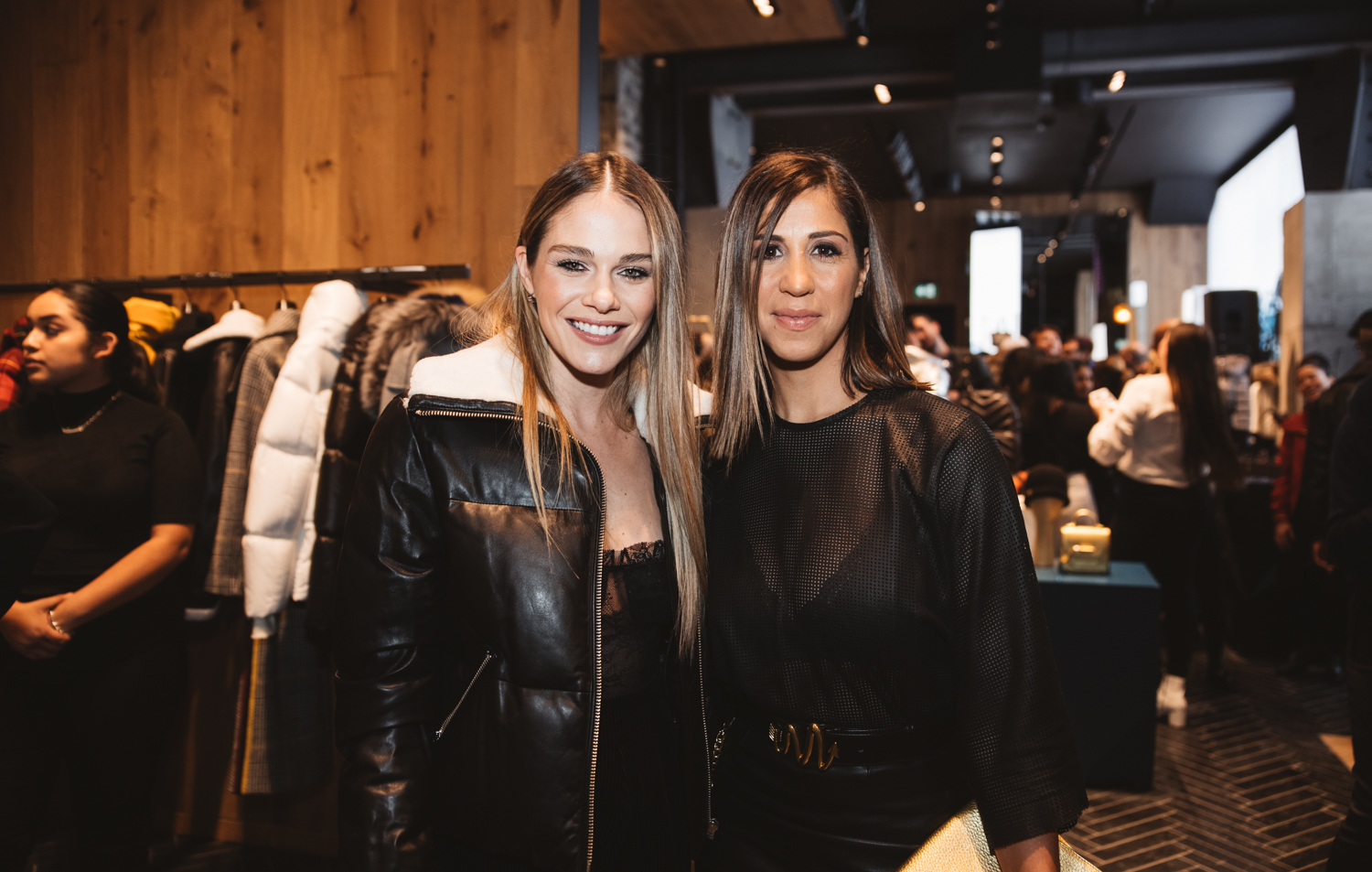 Mackage: Le jet set de la mode à l'ouverture de la boutique phare [Photos]