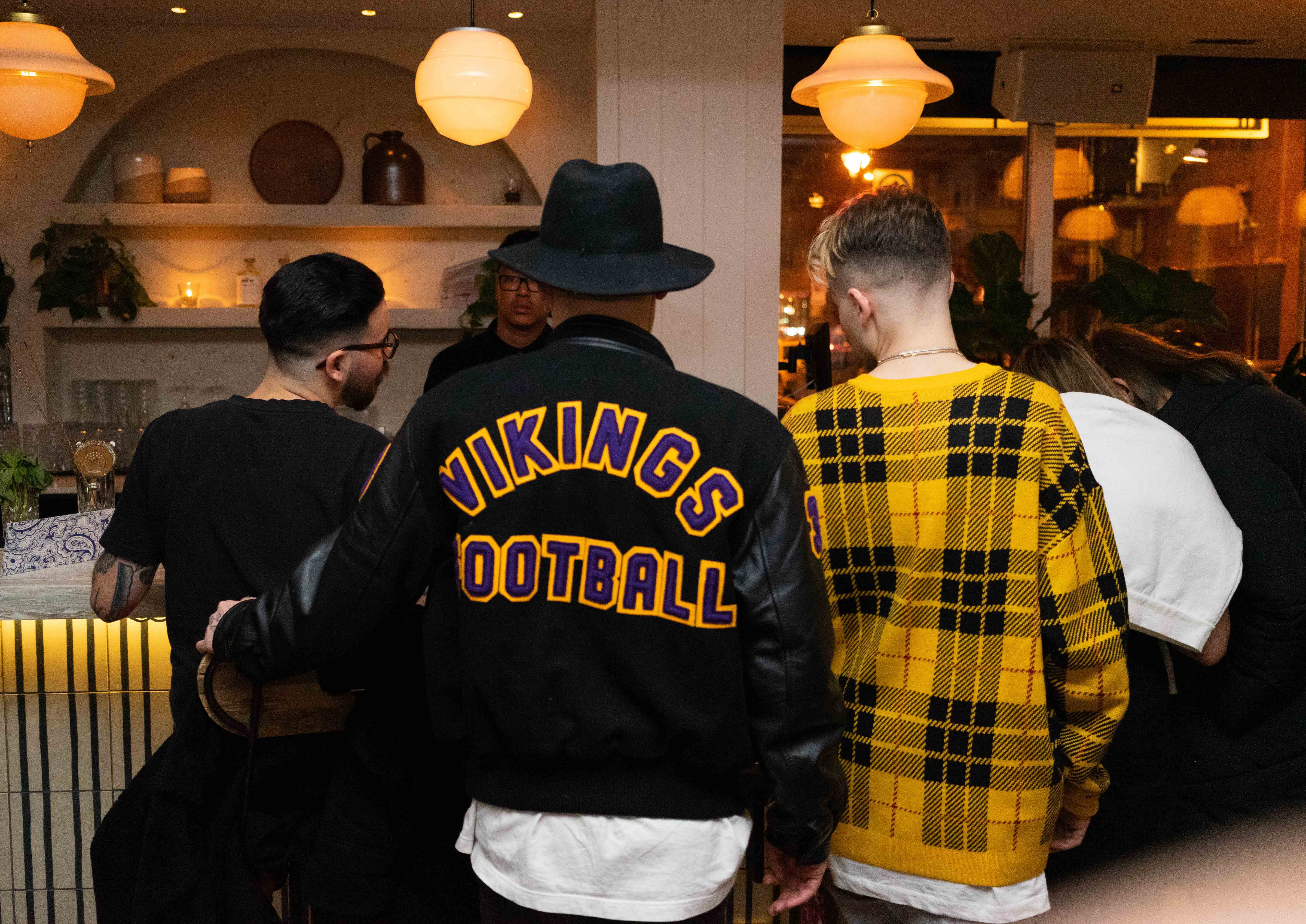Kata Fashion s'empare du Gipsy Bar pour sa nouvelle collection [Photos]