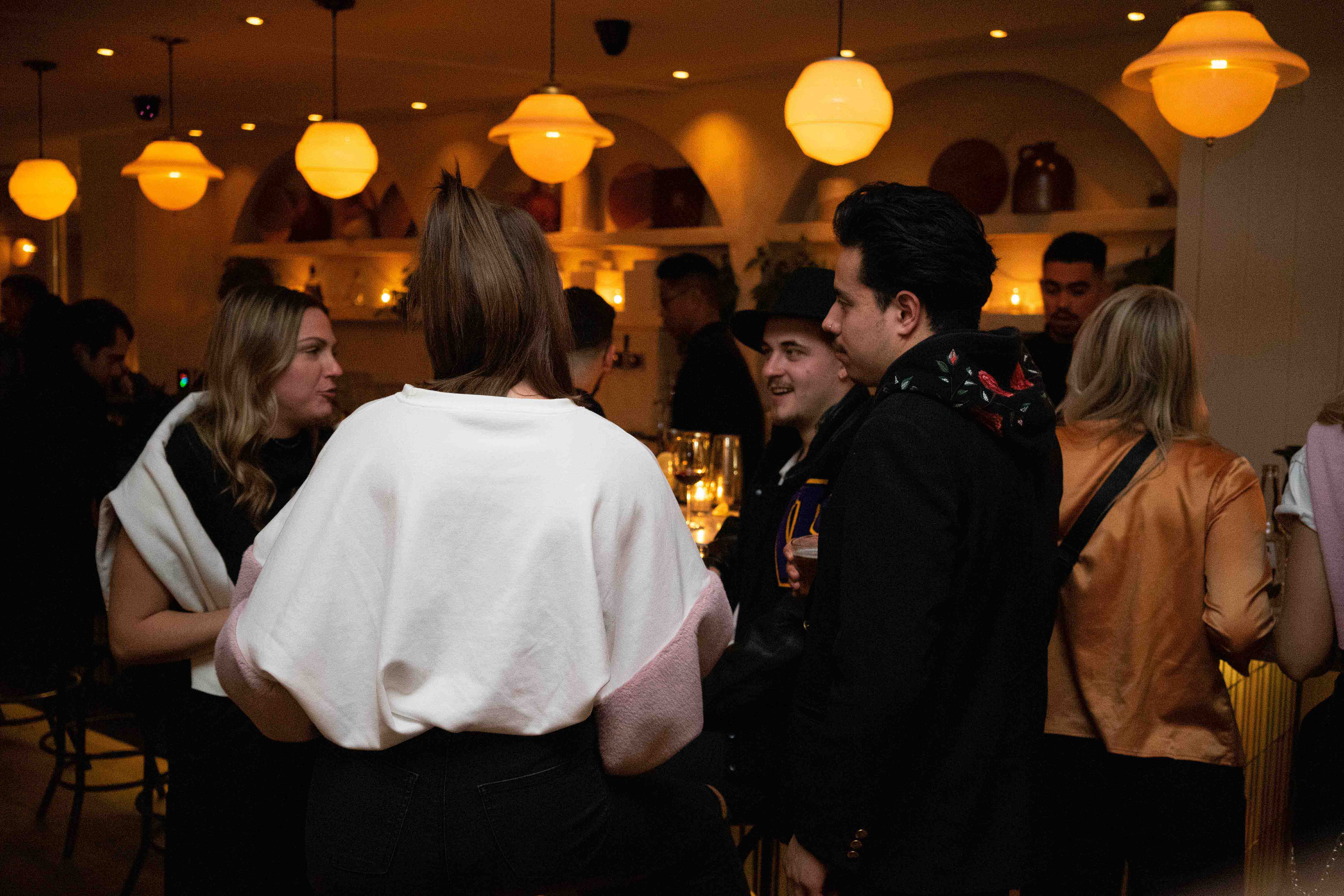 Kata Fashion s'empare du Gipsy Bar pour sa nouvelle collection [Photos]