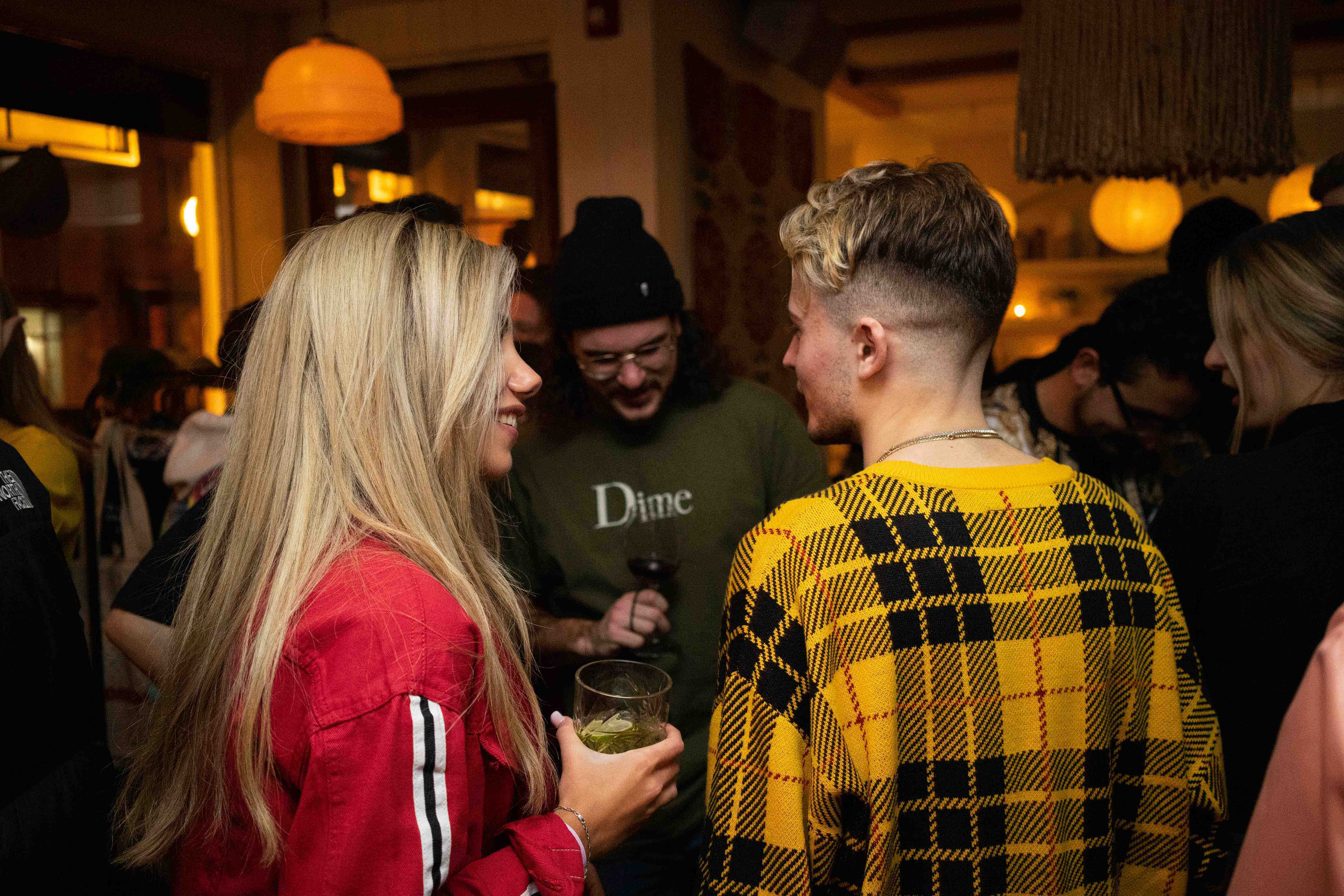 Kata Fashion s'empare du Gipsy Bar pour sa nouvelle collection [Photos]