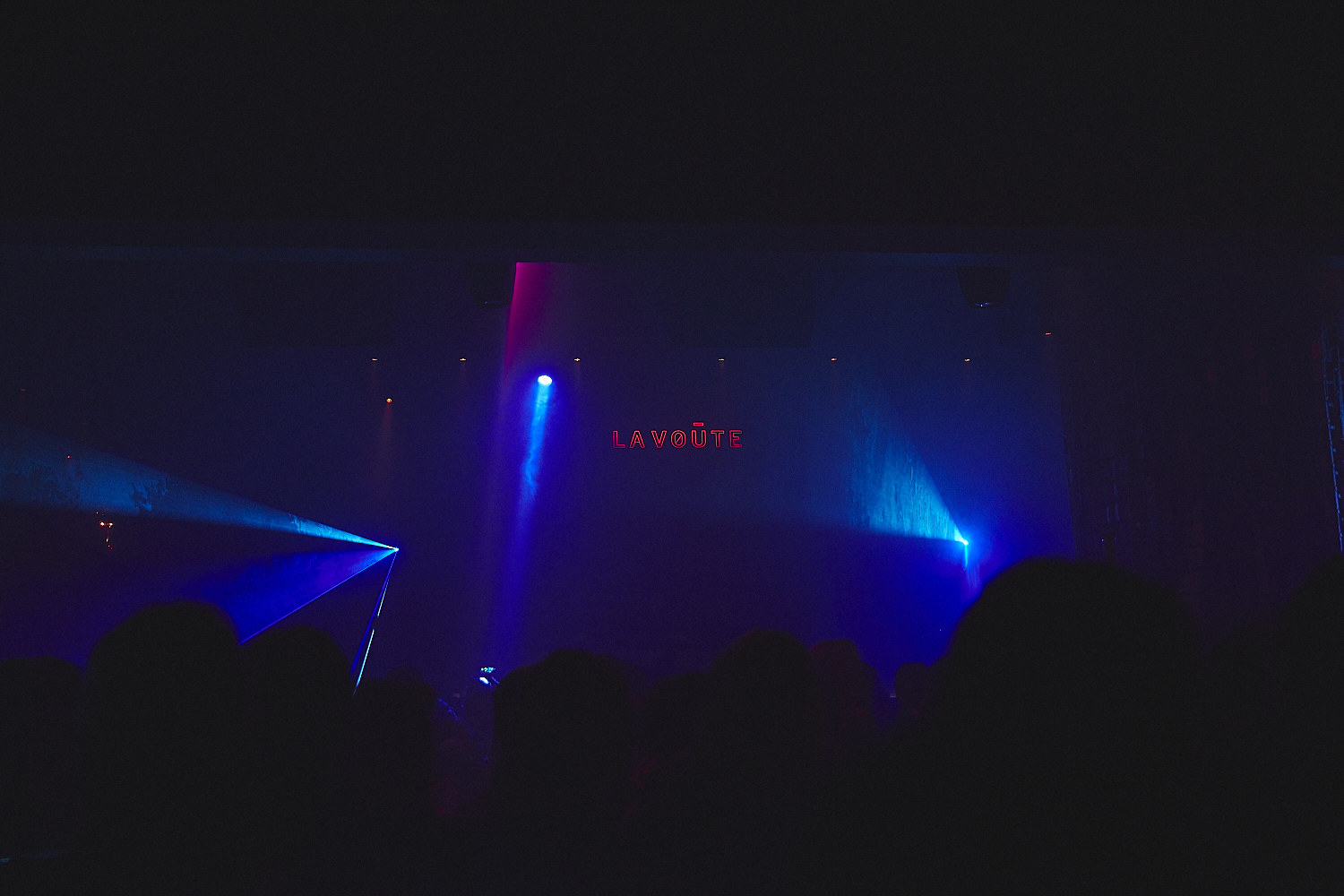 Folle soirée et ambiance de feu au party du Nouvel An à La Voûte! [Photos]