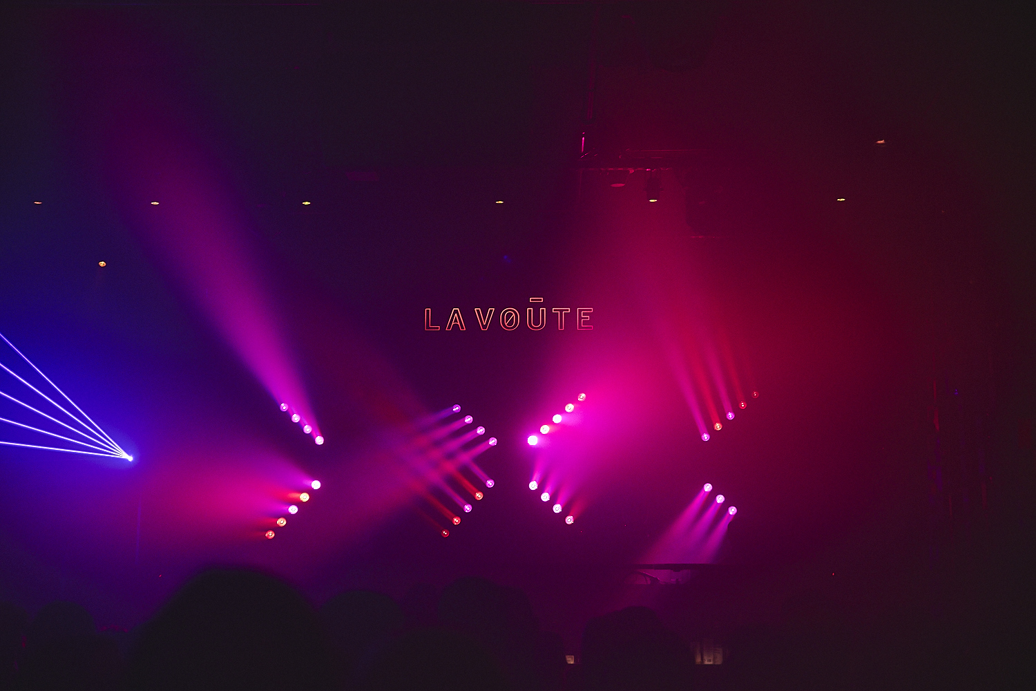 Folle soirée et ambiance de feu au party du Nouvel An à La Voûte! [Photos]