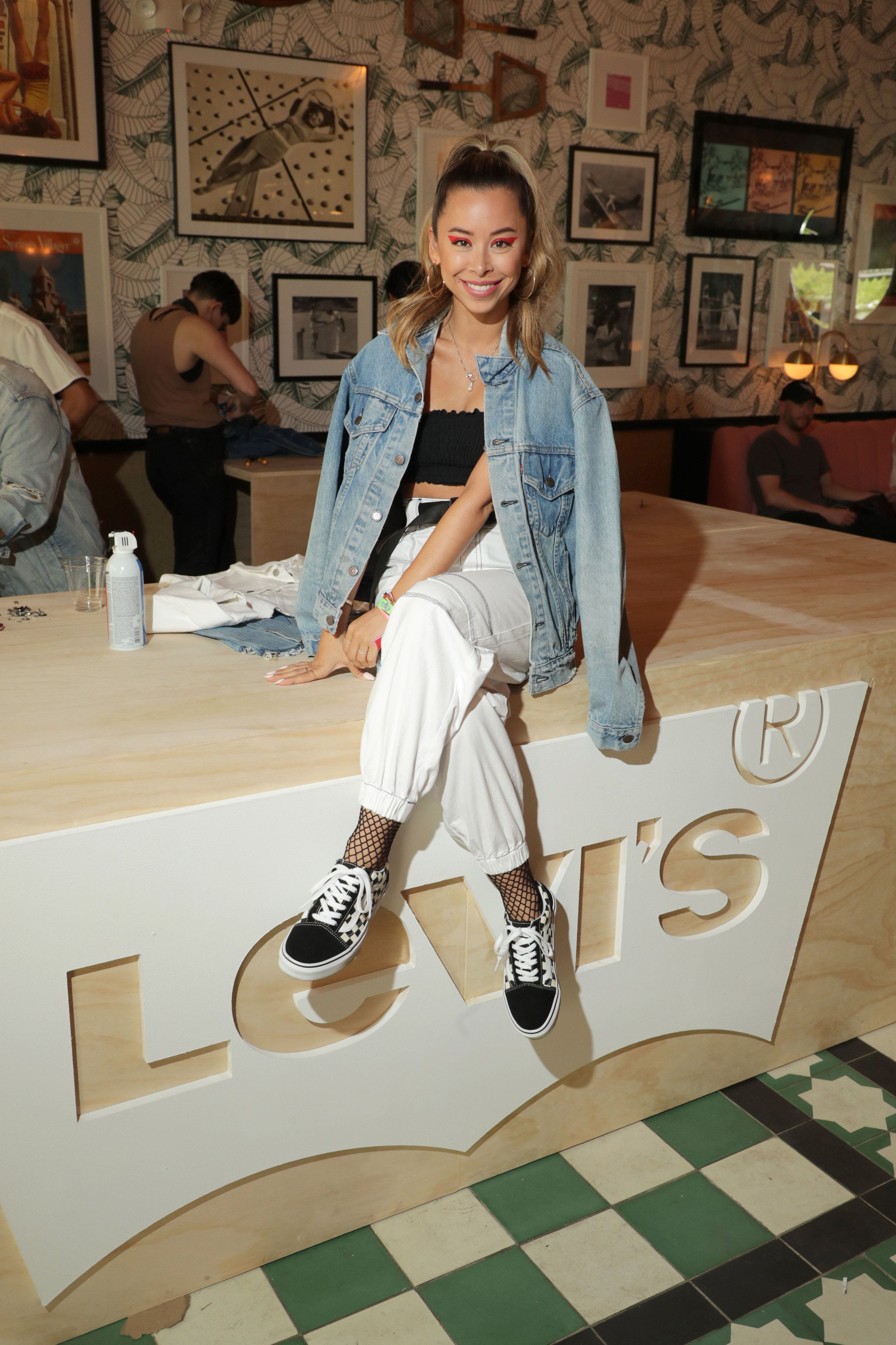 Plein de vedettes au fou party Levi's à Coachella [PHOTOS]
