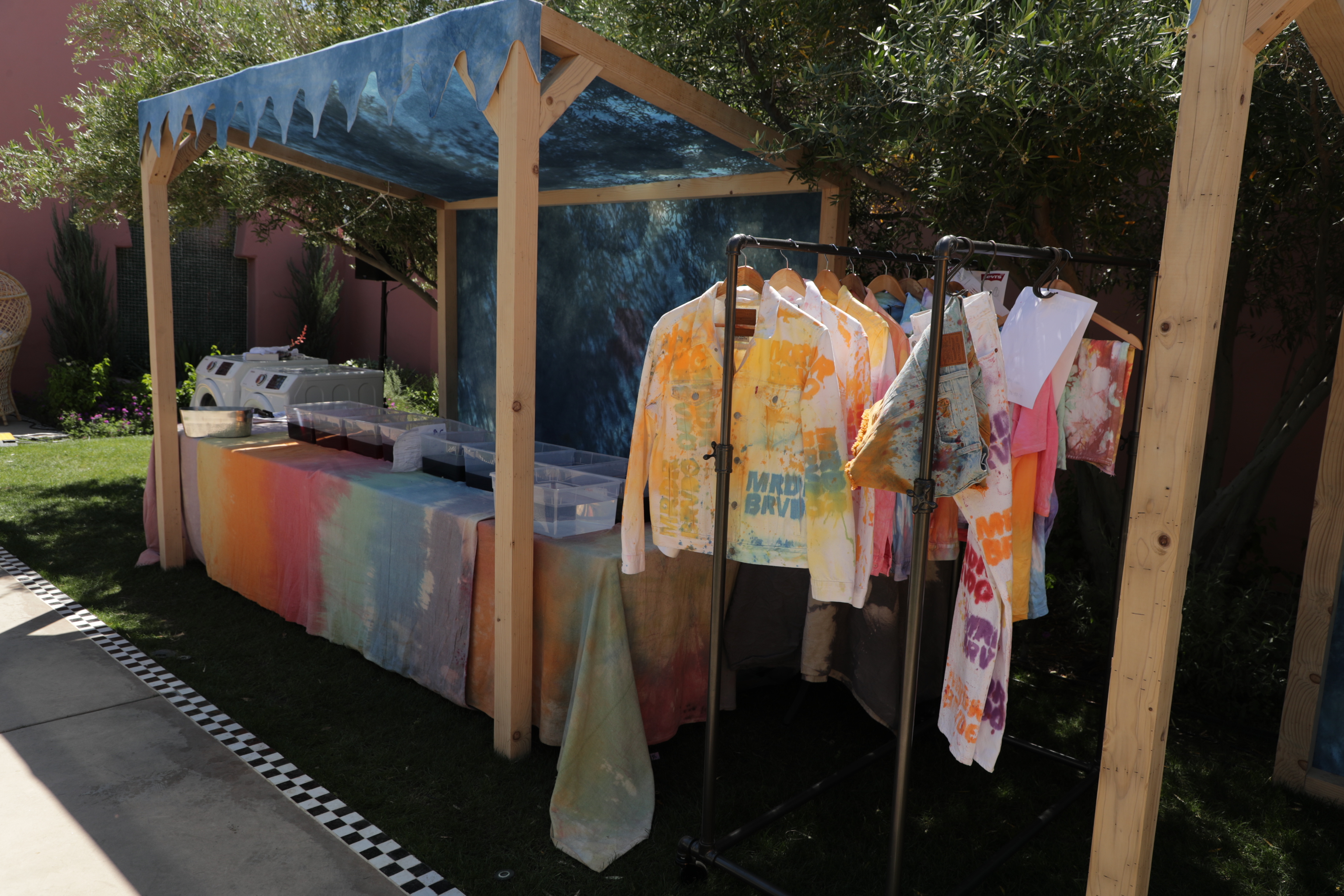Plein de vedettes au fou party Levi's à Coachella [PHOTOS]