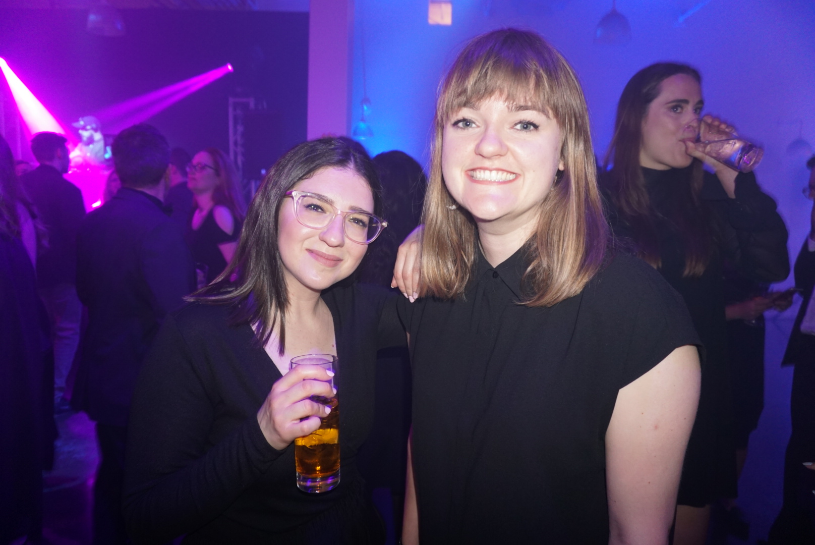 Le Bal en noir: une grosse soirée bénéfice pour le BEC [Photos]