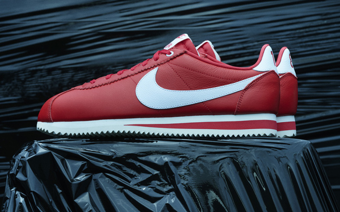 Stranger Things X Nike : La folle collection vintage enfin dévoilée! [PHOTOS]
