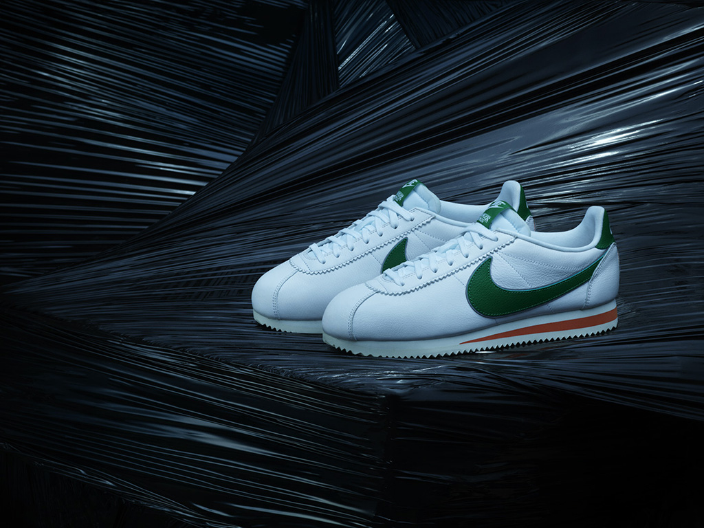 Stranger Things X Nike : La folle collection vintage enfin dévoilée! [PHOTOS]