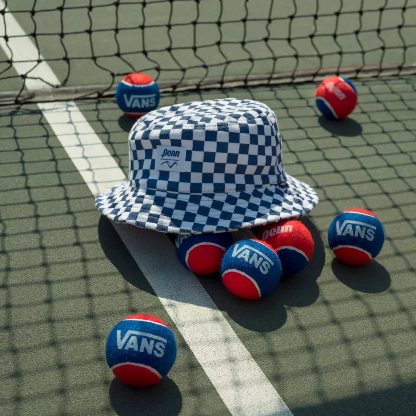 Bucket hat