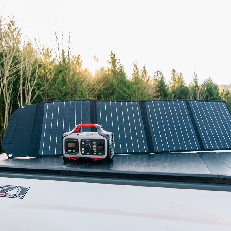 Un panneau solaire portatif