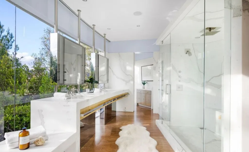 La salle de bain primaire