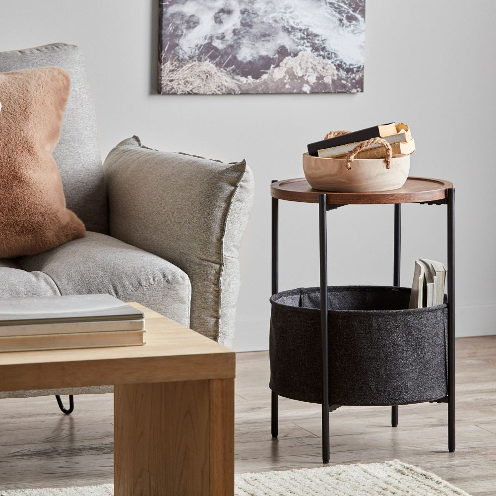 Table d'appoint en noyer avec rangement