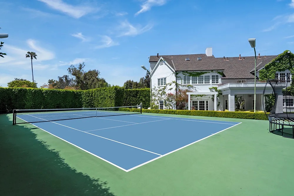 Terrain de tennis