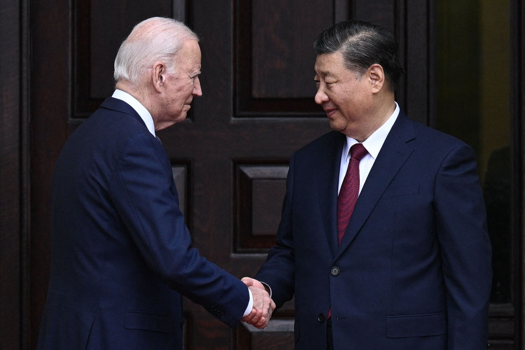 La rencontre entre Joe Biden et Xi Jinping en 10 images