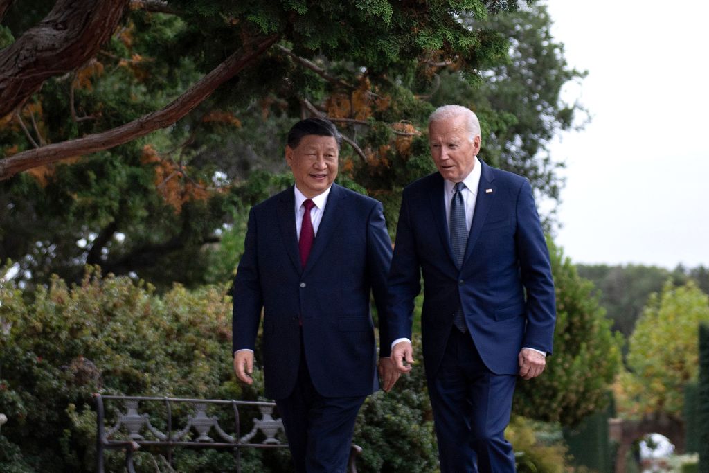 La rencontre entre Joe Biden et Xi Jinping en 10 images