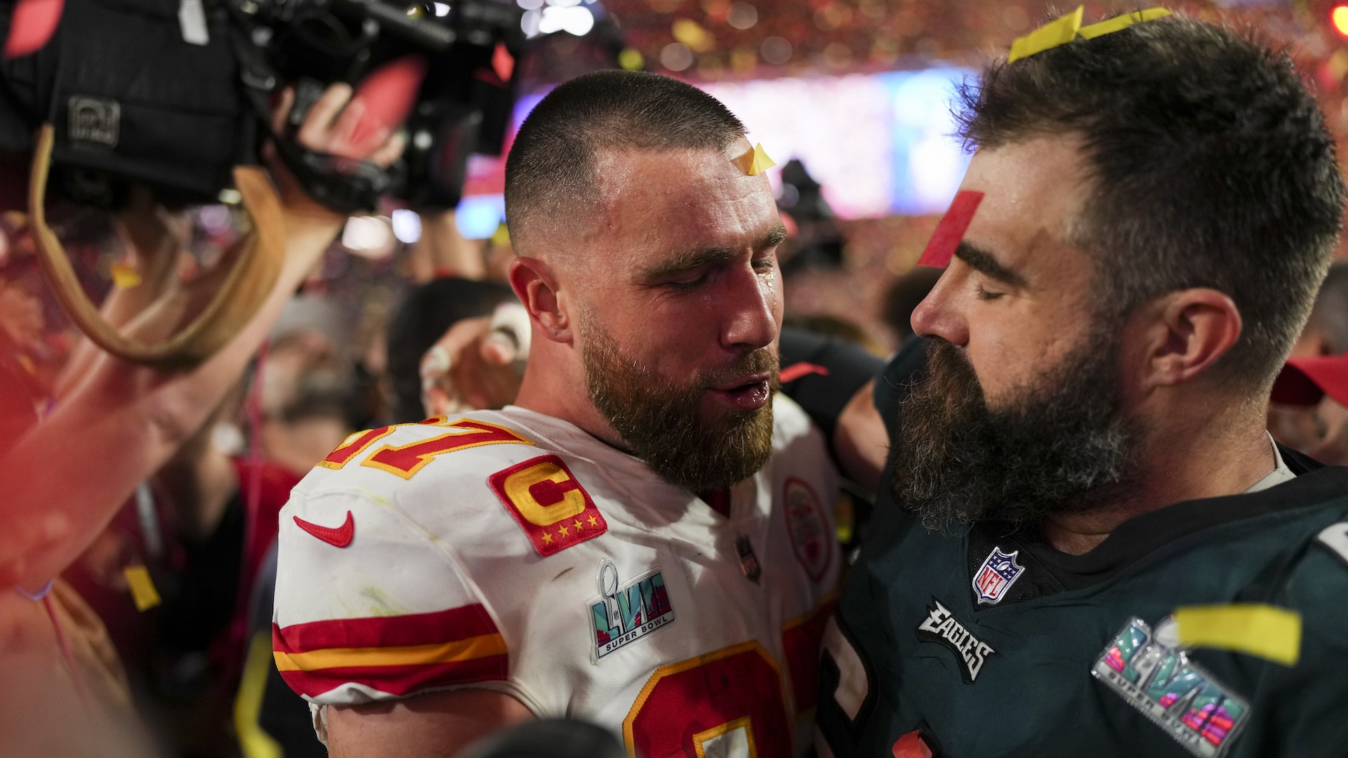 Février - Travis et Jason Kelce