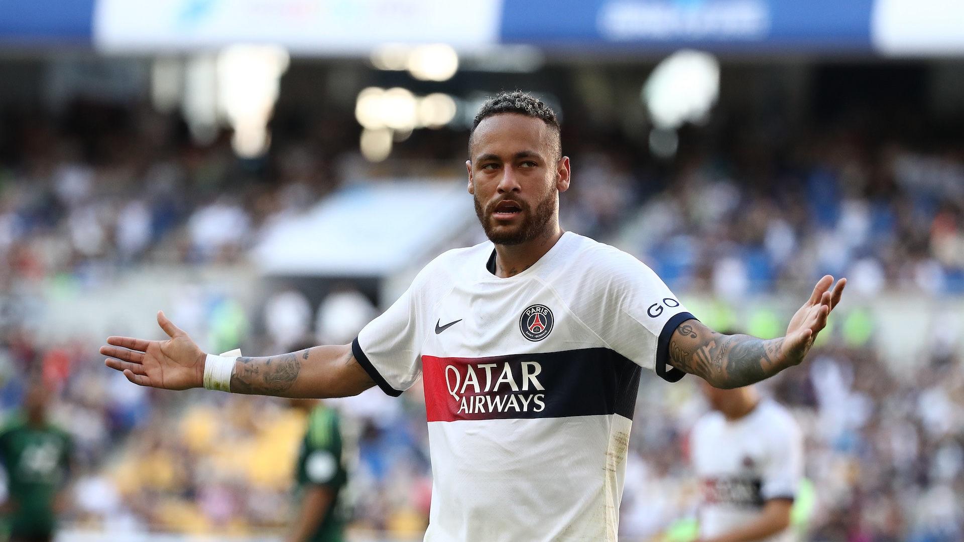Août - Neymar Jr.