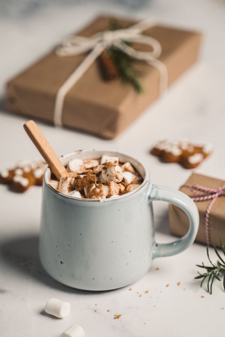 Panier cadeau de chocolat chaud